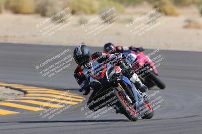 media/Oct-08-2022-SoCal Trackdays (Sat) [[1fc3beec89]]/Turn 10 (945am)/